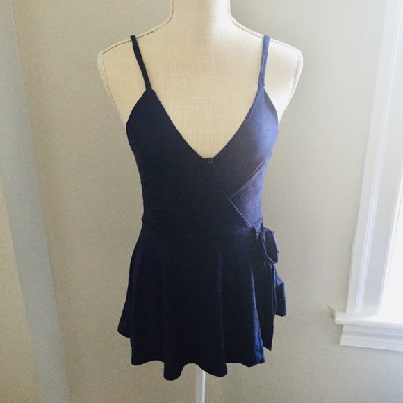 Vintage Havana Navy Romper Size Medium - Picture 3 of 8